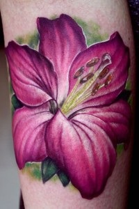 Liliac tatuaj (valoare, fotografie, schițe), tattoofoturi