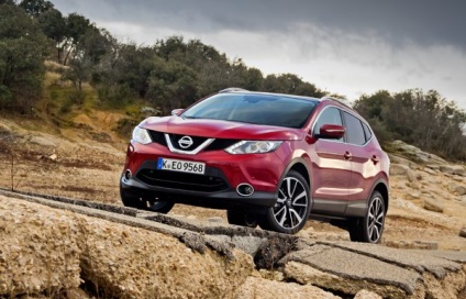 Az oroszországi gyűjtött nissan qashqai teszthajtás