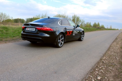 Test drive jaguar xx ef 2015, o revizuire a fotografiei jaguar xf 2015