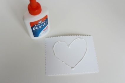 Valentine din hârtie, valentine din hârtie cu mâinile lor