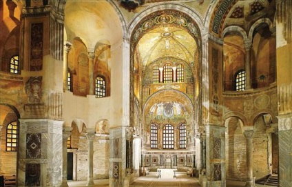 Stil bizantin în arhitectură, rusă, pictura icoană, interior, caracteristici ale construcției bisericești, în