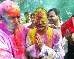 Holi - o vacanță de culori în India
