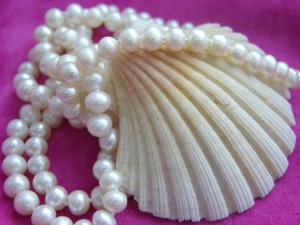 Pearl este o bijuterie care crește