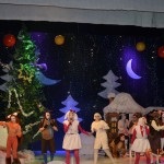 18 decembrie Evenimentul de Anul Nou pentru copiii din Okrug în teatrul 