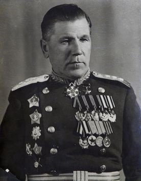 5 Generali ai marelui cetățean, care a uitat nemeritat, Șapte Rusia