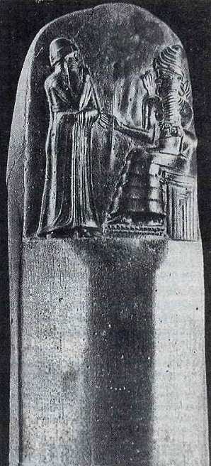 Regele lui Hammurabi și legile lui 34