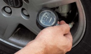 Presiunea în anvelopele unei mașini - cu atât sunt mai periculoase anvelopele sub acoperire ale videoclipului