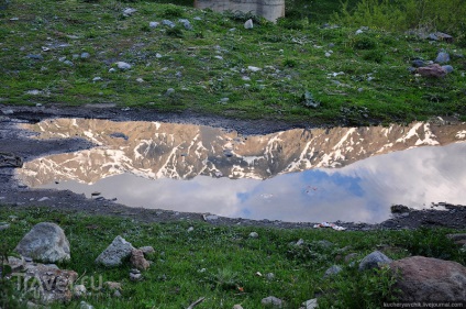 Muntele Kazbek, așezările lui Stepantsminda și Gergeti