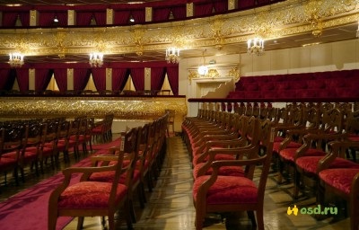 Loja imperială - în ea președintele ar trebui să se afle în vizite oficiale la teatru și în