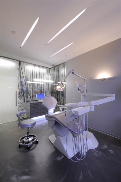 Interiorul clinicilor stomatologice