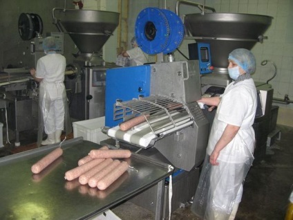 Producția de mezeluri crude și afumate (35 de fotografii)