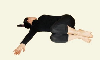 Jóga a hátsó komplex gyakorlatok kezdőknek, hogy erősítse a háti izmokat