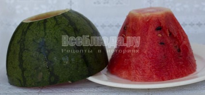 Cum este neobișnuit să serviți un pepene verde cu fructe, fotografii pas cu pas, toate mesele