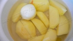 Cum să gătești cartofi piure cu maioneză