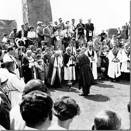 Cum de a crea o poveste cu mâinile tale, întâlniți Stonehenge