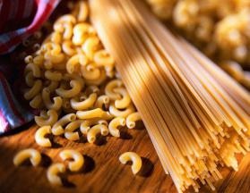 Cum să gătești spaghete este un mod tradițional italian de gătit spaghete
