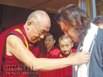 Kirkorov binecuvântat de Dalai Lama