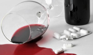 Clofhelin și compatibilitatea și efectele alcoolului