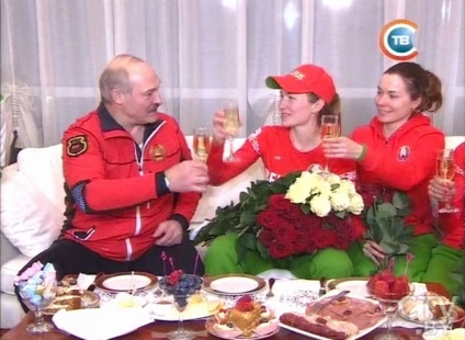 Când Lukashenka ajunge pentru saladarnasturi de băuturi alcoolice