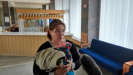 Oamenii au sărit în ferestre, fugind de tragedia de foc din strada Suoyarwska, spune Petrozavodsk, ziarul