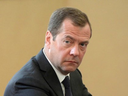 Medvedev pregătește o demisie, c-știri
