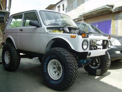 Niva 4x4 tuning cu propriile tale desene foto