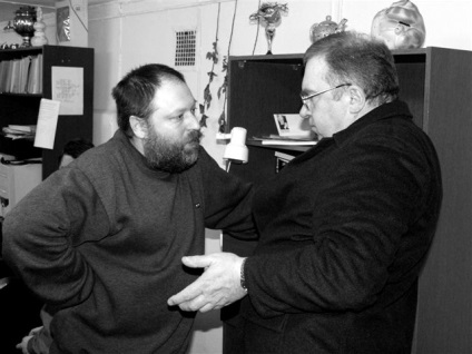 A Vladimir Aleksandrovich Sklyarsky emlékére, Szentpétervár színházi magazin (hivatalos honlap) (Vladimir) Emlékére Vladimir Aleksandrovich Sklyarsky, Szentpétervár színházi magazin (hivatalos honlapján)