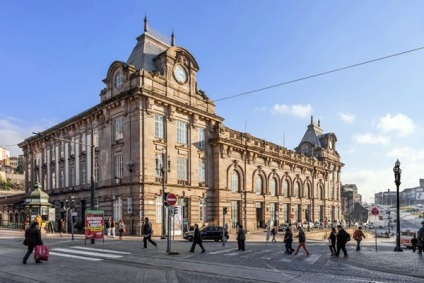 O călătorie în port, sfaturi către turist, ce să observi, ce să faci și ce să nu faci în port