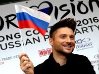 Postime - medicii se tem de sănătatea lui Serghei Lazarev, iar artistul a zburat în Israel