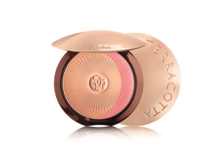 Sărut de soare nou pulbere terracotta joli teint, guerlain