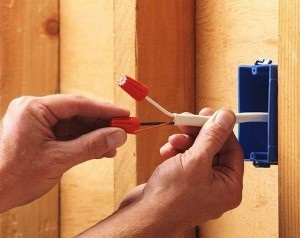 Repararea și înlocuirea cablurilor electrice cu propriile mâini
