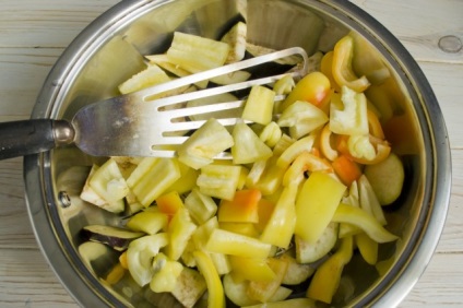 Salata de vinete pentru iarnă fără sterilizare