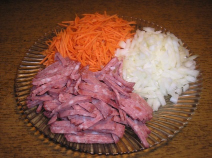 Salata cu paie de cartofi și cârnați - cum să gătești salată de cartofi, rețetă pas cu pas cu