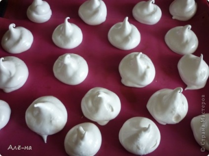 Meringue elvețiană este un mod fierbinte de gătit