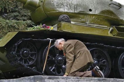 Fotografiile puternice ale secolului, mai proaspete - cele mai bune Runet pentru zi!