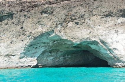 Socotra este o insulă care sa desprins de o altă planetă - un sit de turism sentavia