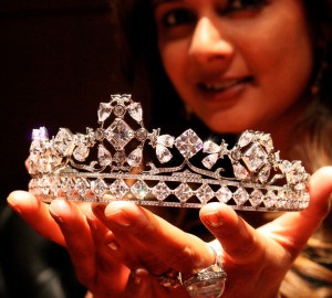 Tiara-jante, diadem-piepteni, greacă și alte tipuri de tiara