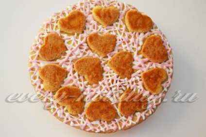 Torta egy rövid süteményből - a szeretetről szóló nyilatkozat egy fotóval