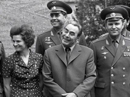A ucide pe Brejnev ca tânăr locotenent a încercat viața secretarului general - Moscova 24