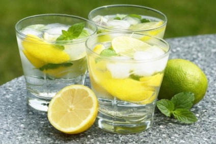 Sassi vízi felülvizsgálat, karcsúsító ital (sassy water) recept