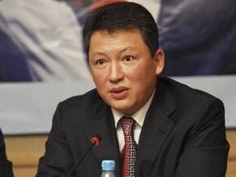 Într-un mediu din Nazarbayev, el a fost numit succesorul său, fostul URSS