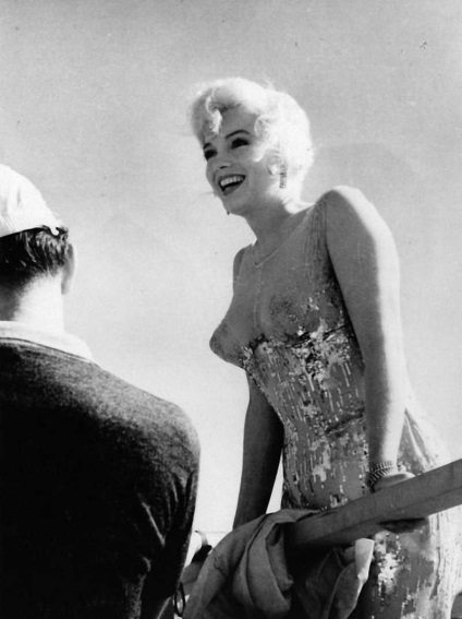 De asemenea, am ucis și pe Marilyn Monroe - o mărturisire pe patul de moarte al criminalului tsru, lumea mea în fotografii