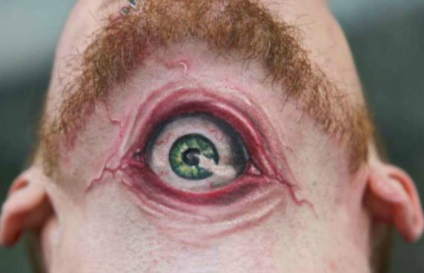 20 Cele mai ciudate, șocante și absolut lipsite de sens tatuaje