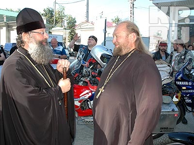 Arhiepiscopul Ekaterinburg și Verkhoturye pot fi numiți pe bună dreptate stăpânul motociclistilor