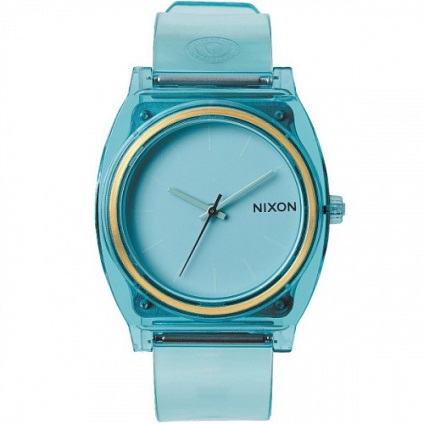 Nixon 1 ceas