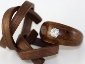Cadouri pentru nunta de lemn