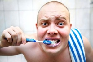 Sensibilitatea dinților și a gingiilor cauzează și remedii împotriva hiperesteziei