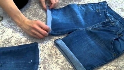 Jeans cu mâinile lor - cum să facă vechi modă servitoare Jeansyhend, servitoare