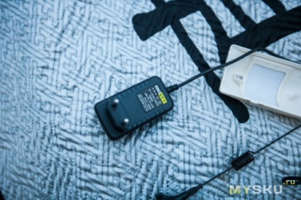 Alarma GSM cu senzori wireless