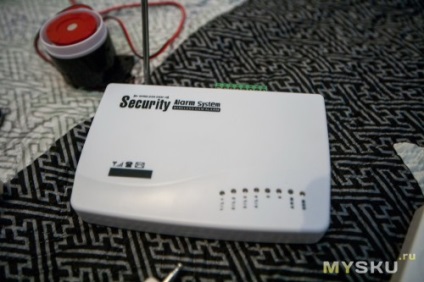 Alarma GSM cu senzori wireless